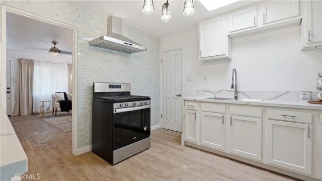 217 N Mcclay, Santa Ana, CA 92701