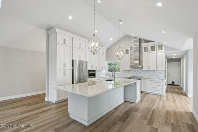 360 VILLAGE Drive, St. Augustine, FL 32084