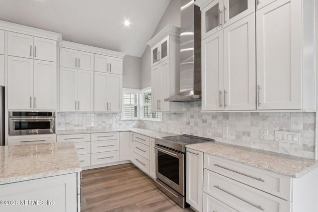 360 VILLAGE Drive, St. Augustine, FL 32084