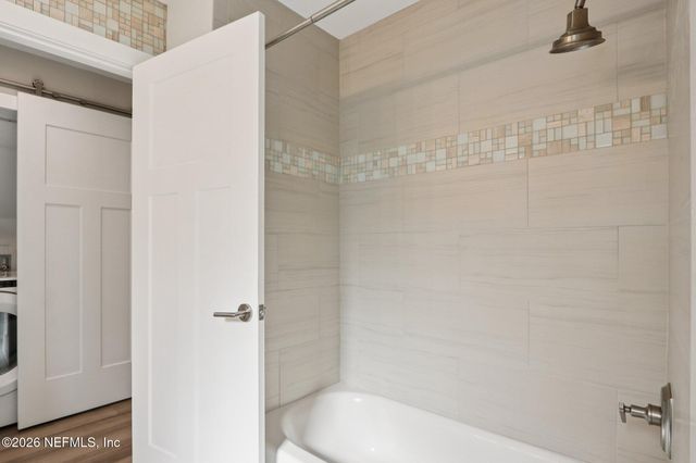 360 VILLAGE Drive, St. Augustine, FL 32084