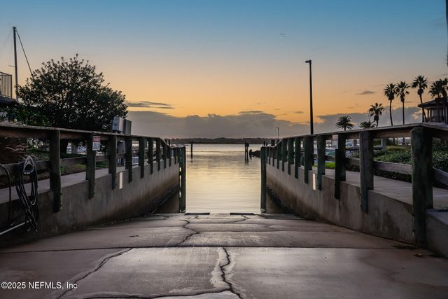 360 VILLAGE Drive, St. Augustine, FL 32084