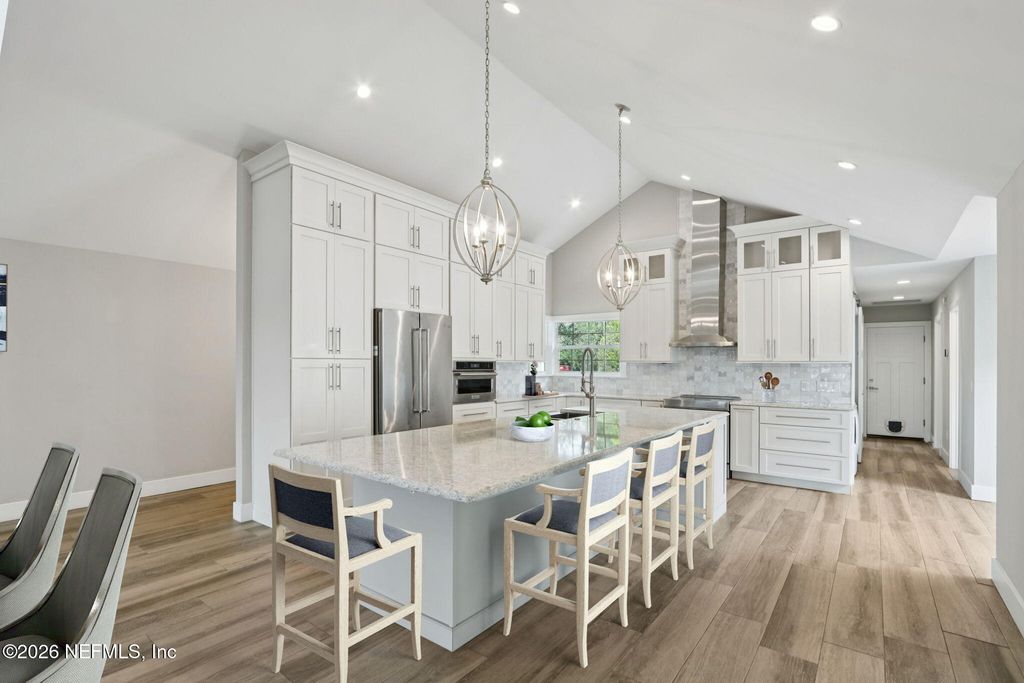 360 VILLAGE Drive, St. Augustine, FL 32084