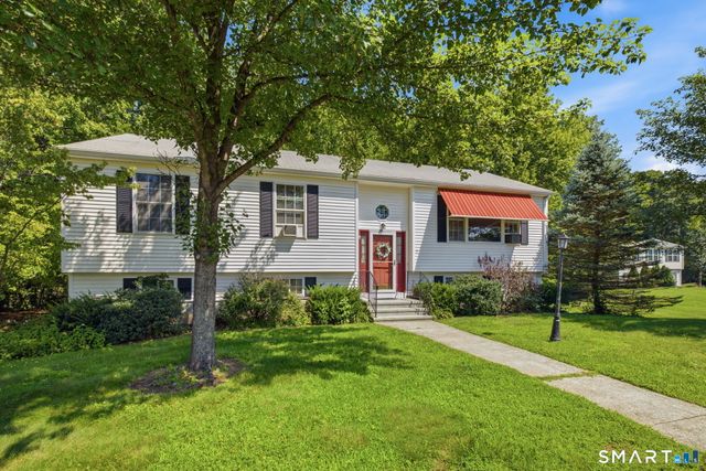 25 Samantha Lane, Madison, CT 06443