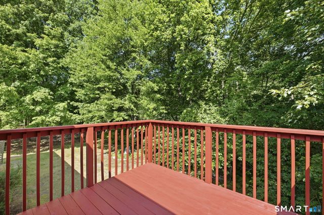 25 Samantha Lane, Madison, CT 06443