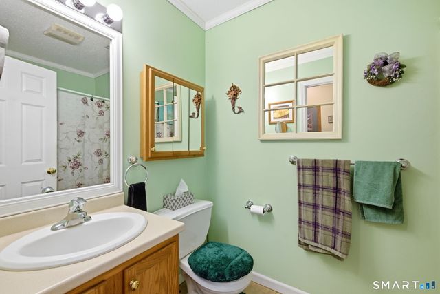 25 Samantha Lane, Madison, CT 06443