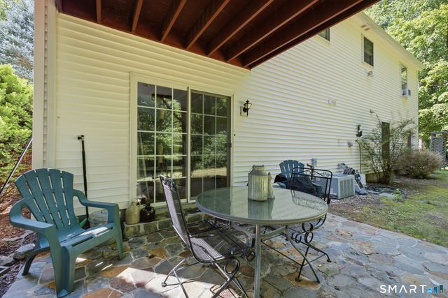 25 Samantha Lane, Madison, CT 06443
