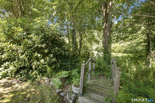 25 Samantha Lane, Madison, CT 06443