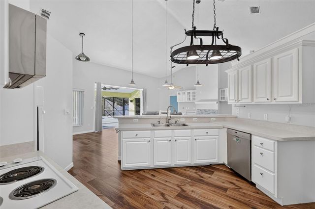 35546 CEDAR LANE, Leesburg, FL 34788