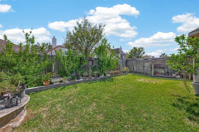 2607 Cobble Springs Lane, Pearland, TX 77584