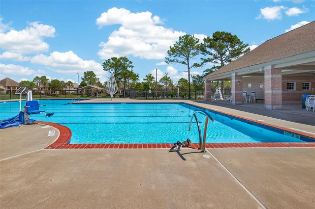 2607 Cobble Springs Lane, Pearland, TX 77584