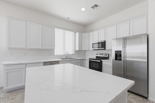 3410 W ALICIA Drive, Laveen, AZ 85339