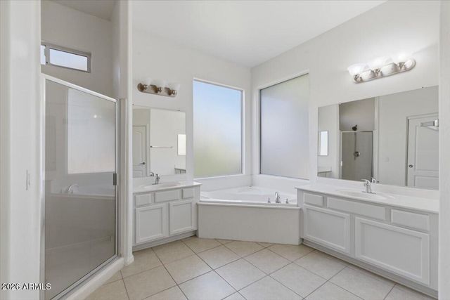 3410 W ALICIA Drive, Laveen, AZ 85339