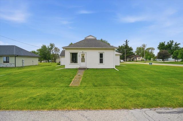 208 Orange Drive, New Providence, IA 50206