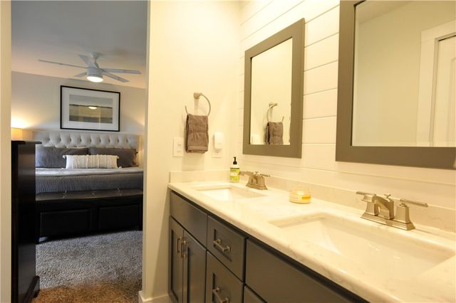 10 Lexington Run, Big Flats, NY 14845