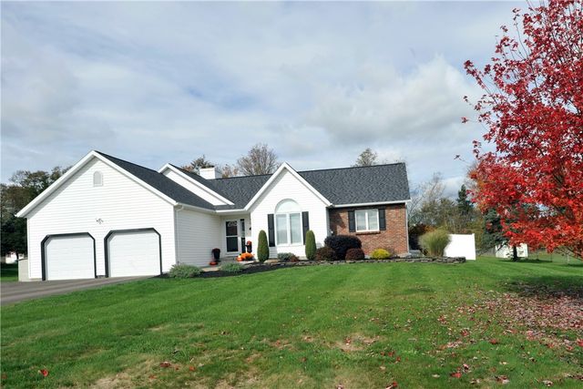 10 Lexington Run, Big Flats, NY 14845