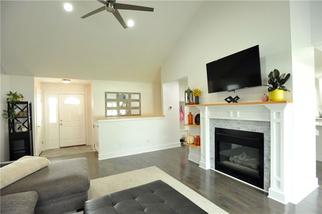 10 Lexington Run, Big Flats, NY 14845