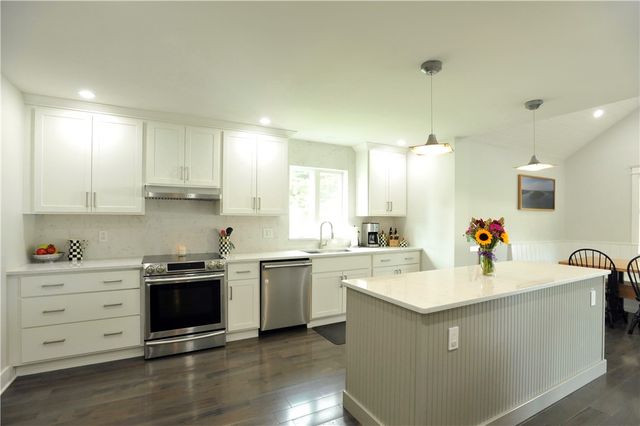 10 Lexington Run, Big Flats, NY 14845