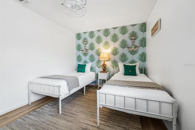 2911 WOODPINE COURT, Sarasota, FL 34231