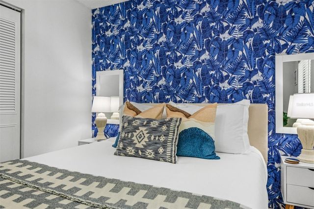 2911 WOODPINE COURT, Sarasota, FL 34231