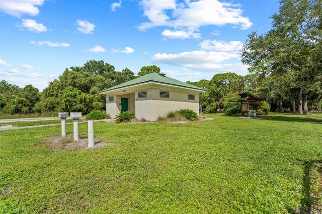 2911 WOODPINE COURT, Sarasota, FL 34231