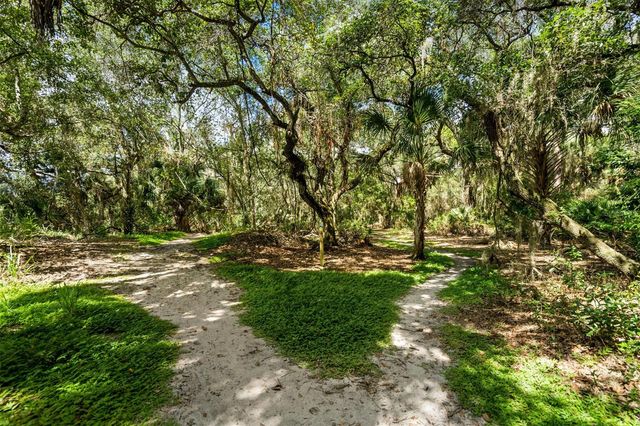 2911 WOODPINE COURT, Sarasota, FL 34231