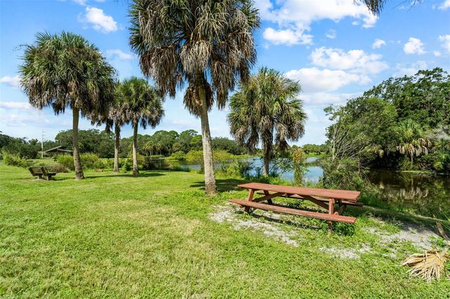 2911 WOODPINE COURT, Sarasota, FL 34231