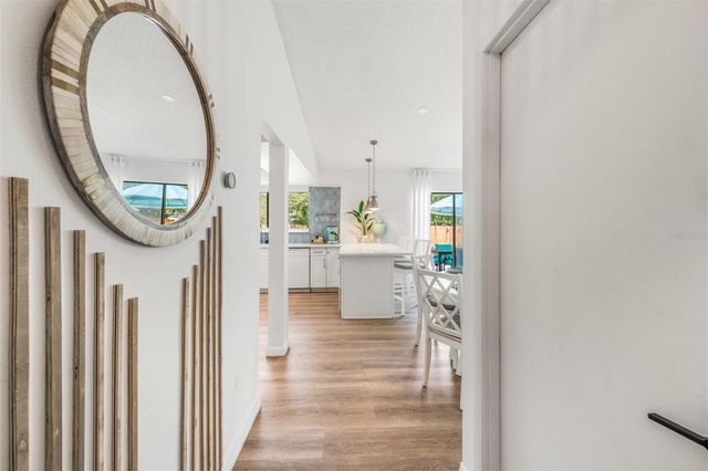 2911 WOODPINE COURT, Sarasota, FL 34231