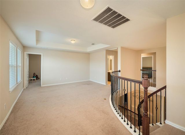 303 Hendelson LN, Hutto, TX 78634