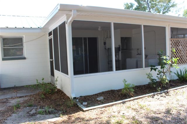6017 CENTRAL AVENUE, New Port Richey, FL 34653