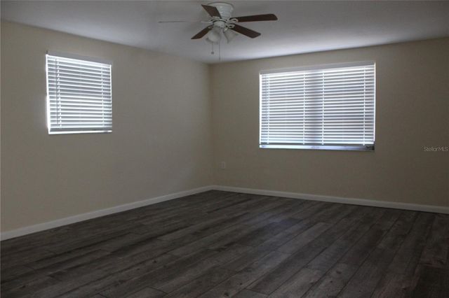 6017 CENTRAL AVENUE, New Port Richey, FL 34653