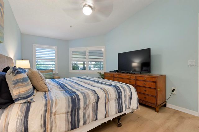 1269 SIESTA BAYSIDE DRIVE 1269C, Sarasota, FL 34242