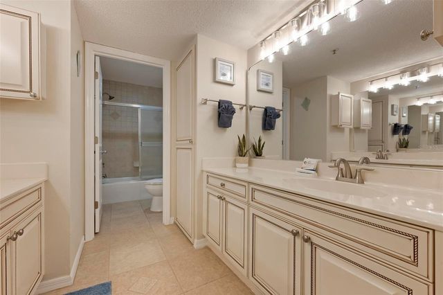 1269 SIESTA BAYSIDE DRIVE 1269C, Sarasota, FL 34242