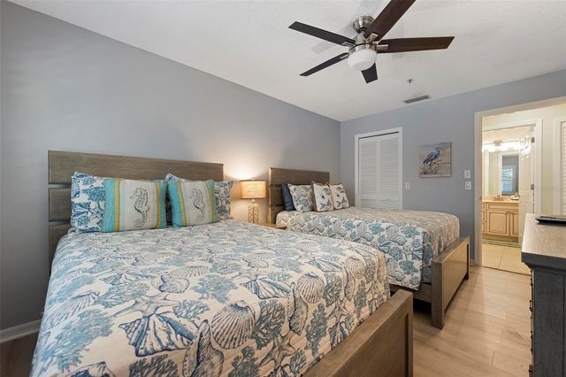 1269 SIESTA BAYSIDE DRIVE 1269C, Sarasota, FL 34242