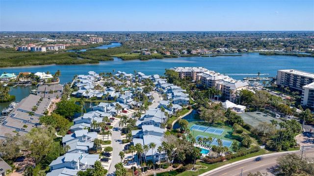 1269 SIESTA BAYSIDE DRIVE 1269C, Sarasota, FL 34242