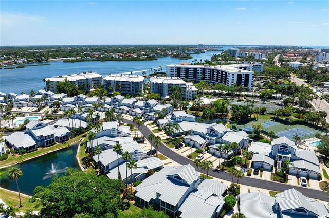 1269 SIESTA BAYSIDE DRIVE 1269C, Sarasota, FL 34242