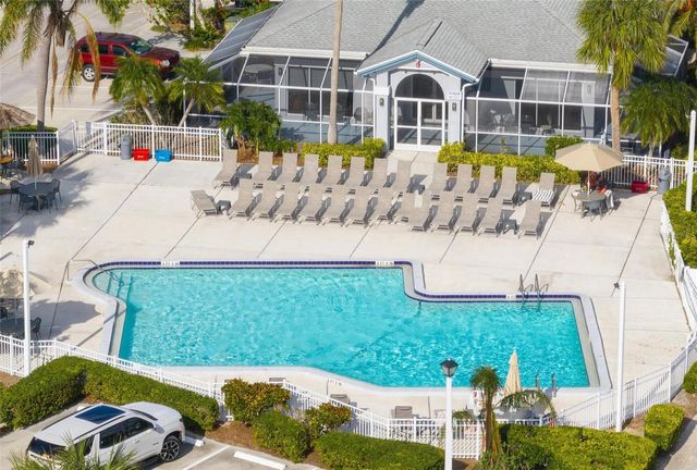 1269 SIESTA BAYSIDE DRIVE 1269C, Sarasota, FL 34242