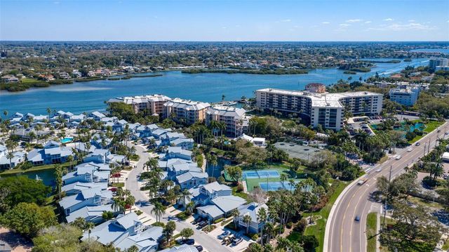 1269 SIESTA BAYSIDE DRIVE 1269C, Sarasota, FL 34242