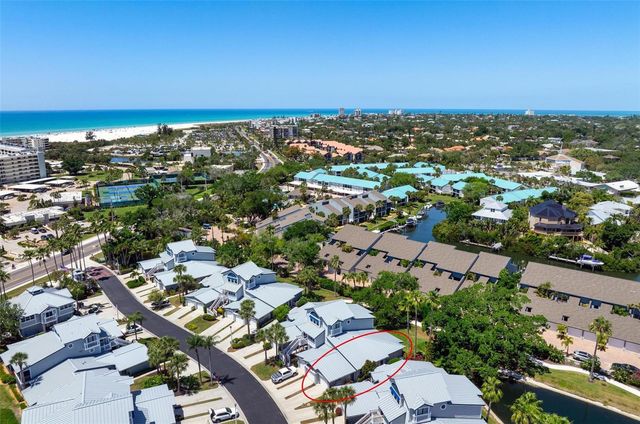 1269 SIESTA BAYSIDE DRIVE 1269C, Sarasota, FL 34242