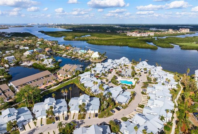 1269 SIESTA BAYSIDE DRIVE 1269C, Sarasota, FL 34242