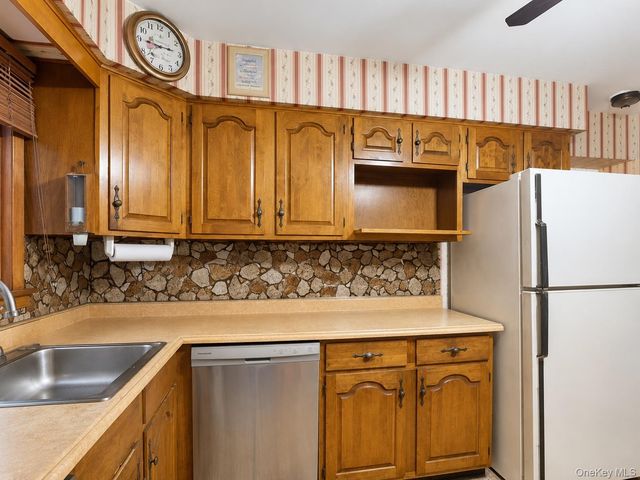 1241 Terry Road, Ronkonkoma, NY 11779
