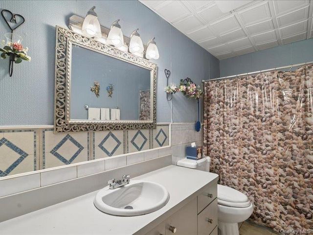 1241 Terry Road, Ronkonkoma, NY 11779