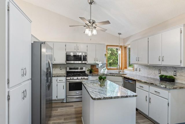 6300 91st Trail N, Brooklyn Park, MN 55445