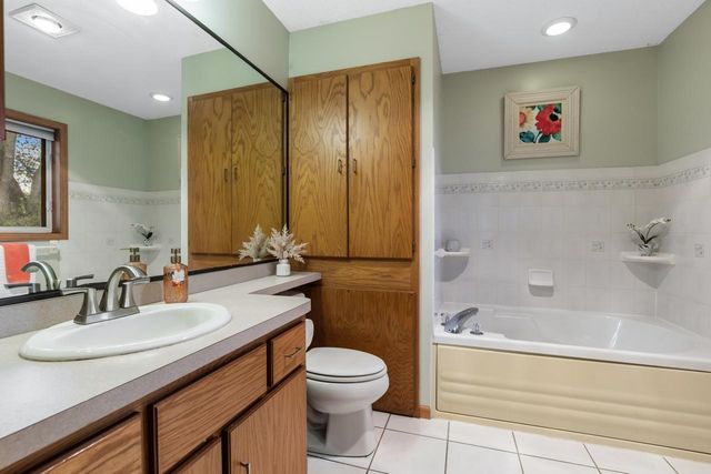 6300 91st Trail N, Brooklyn Park, MN 55445