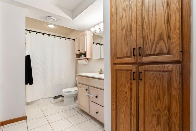 6300 91st Trail N, Brooklyn Park, MN 55445