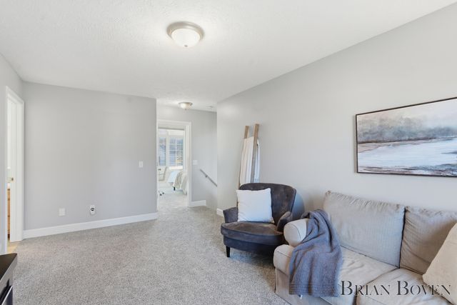 3081 Royal Hannah Drive Ne, Algoma Twp, MI 49341