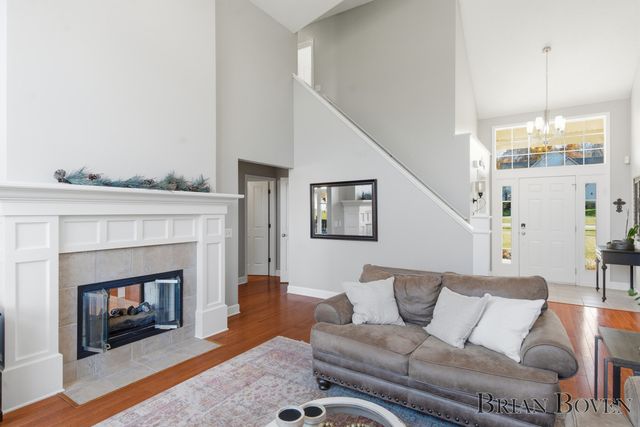 3081 Royal Hannah Drive Ne, Algoma Twp, MI 49341