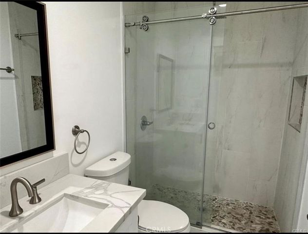 11918 Dehougne 1, North Hollywood, CA 91605