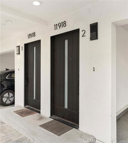 11918 Dehougne 1, North Hollywood, CA 91605
