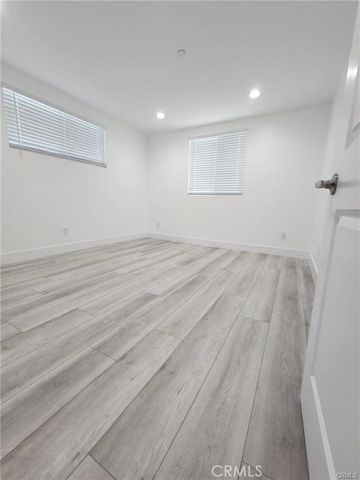 11918 Dehougne 1, North Hollywood, CA 91605