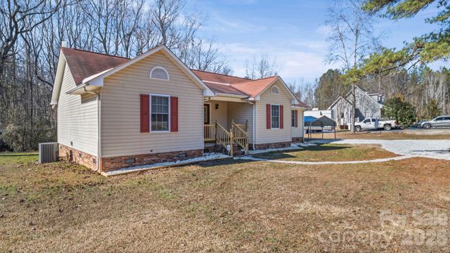 865 N Highway 161 Highway, Clover, SC 29710